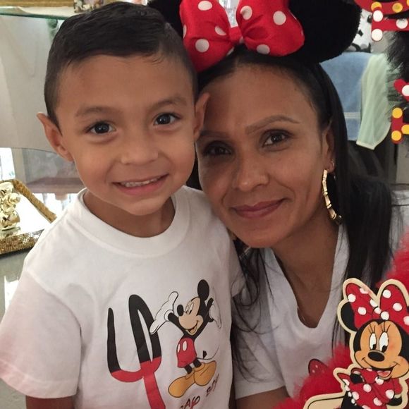 Meet your Posher, MarÃ­a - Picture 1 of 1